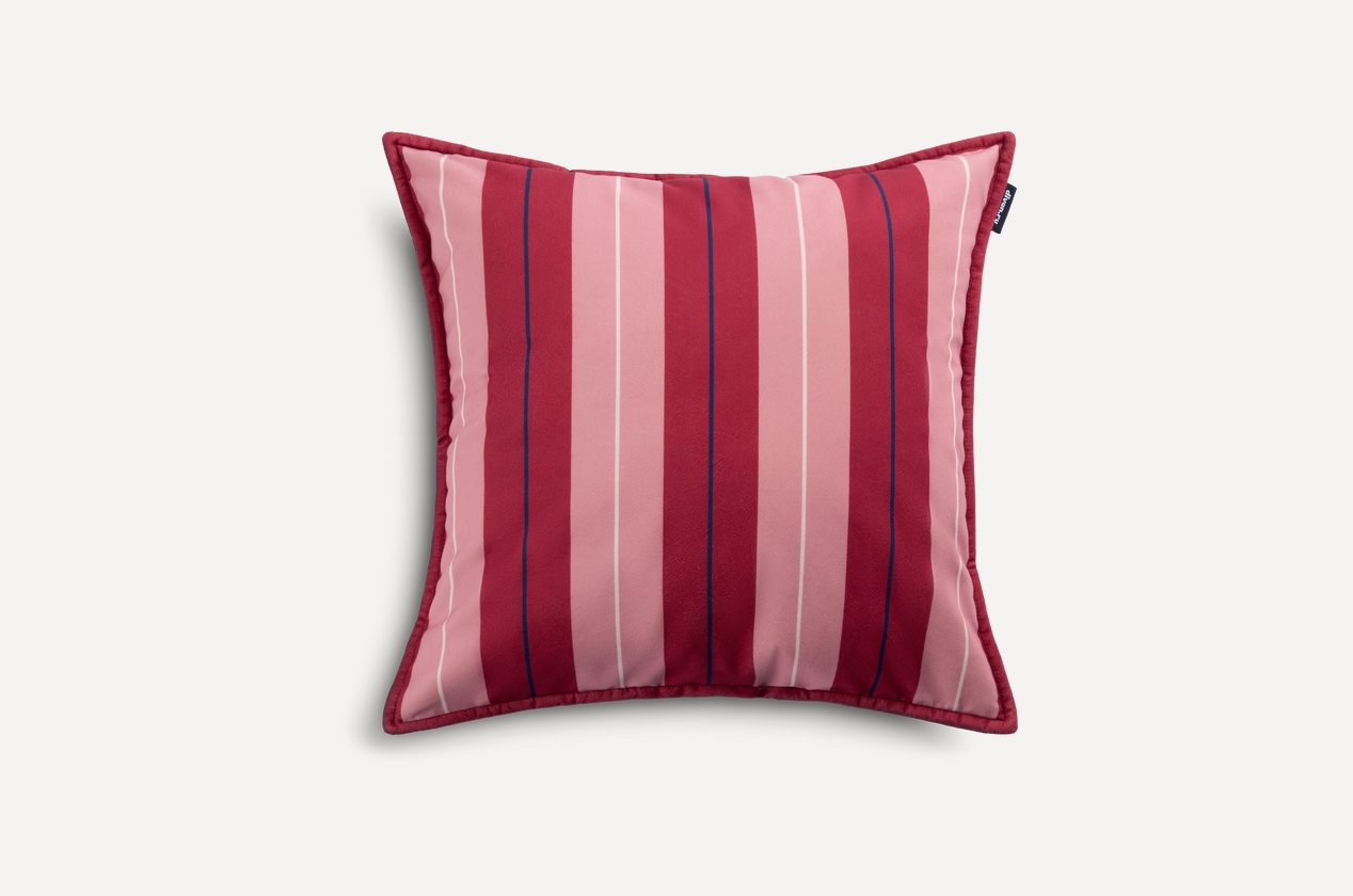 Подушка Линкс Кисэки Red 45x45 - фото 1