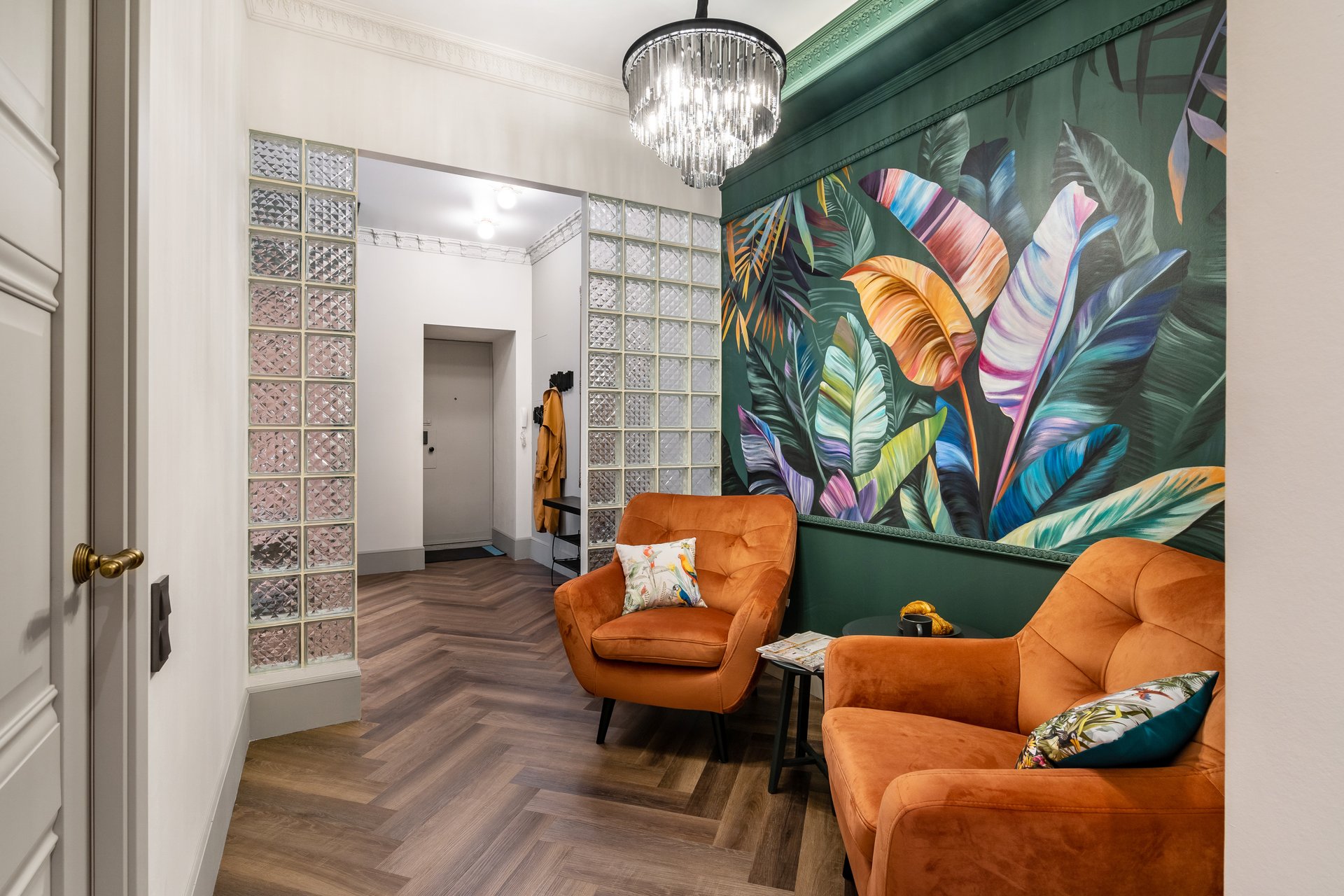 Бейтаныс адаммен пойыздағы секс туралы видео