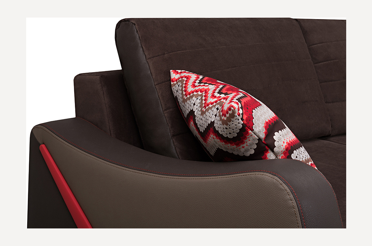 Бір топ үлкен кісілер бір қызды сиқырлайды Тиа Карейромен порно көру