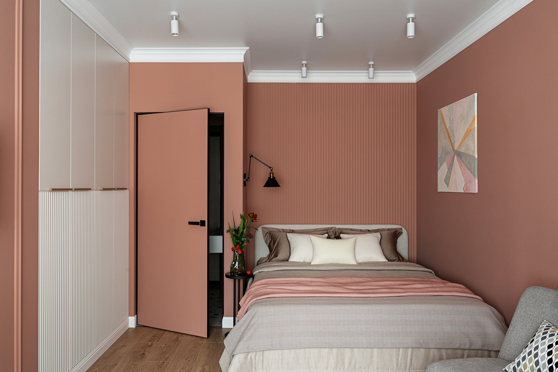 Үйдегі жезөкшелер Надя мен Наташа